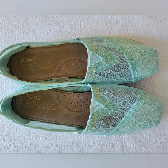 Tom's Espadrille Aqua Blue Floral Lace Slip On Women's Shoes Size 8.5 NWOT - Picture 5 of 8